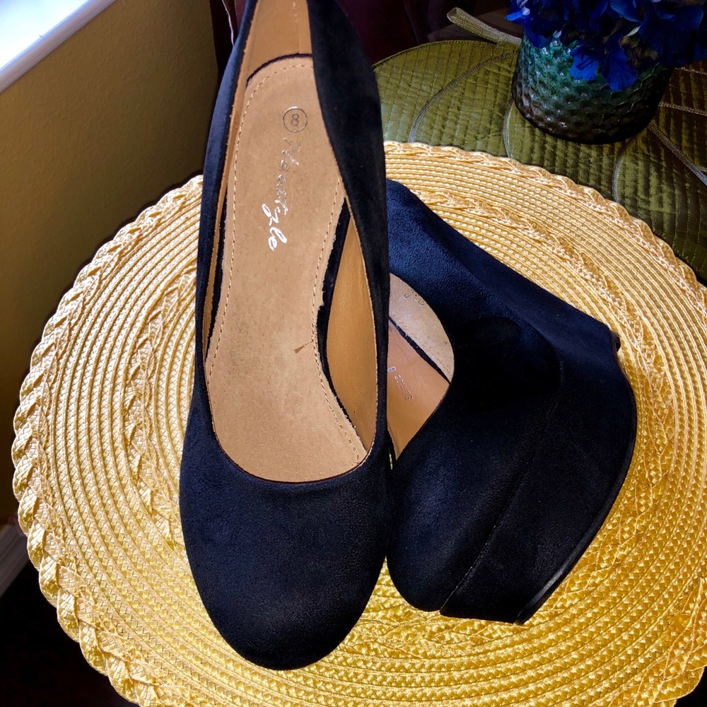 Beautiful Black Platform 👌🏻👠🥰